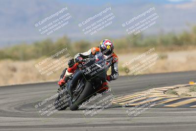 media/Nov-16-2025-Race Pace (Sun) [[8c5fa54630]]/Verified Riders/7-Turn 4 (1155am)/